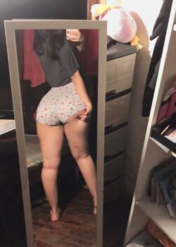 Se coge a la amiga de tremendo culo 4