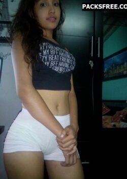 Emmily flaquita nalgona 3