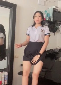 Colegialas calientes es una carpeta full 2