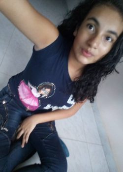 Sofía linda morrita colegiala + Full pack 4