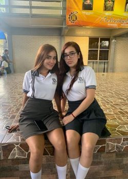 Colegiala Zorrita + Pack Legendario 6