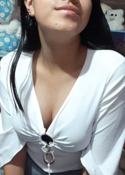 Pendeja colegiala se la cogen todita 18