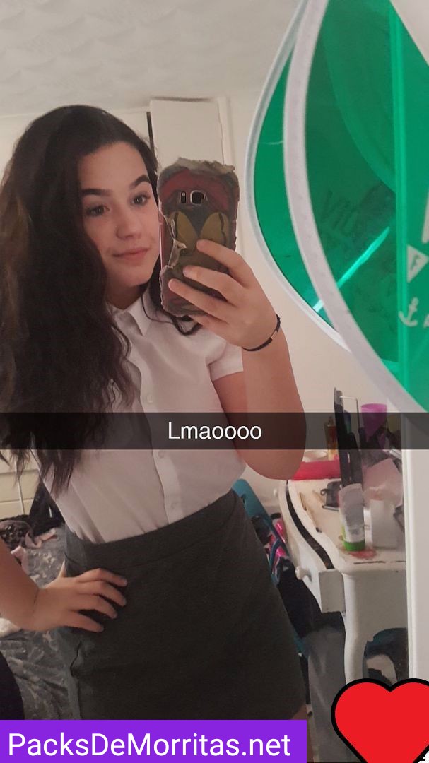 Colegiala Blanquita Depilada + Full Pack 1