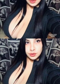 Gordibuena tetona de instagram cogiendo 2