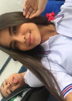 Colegiala Hermosa + Pack Viral 6