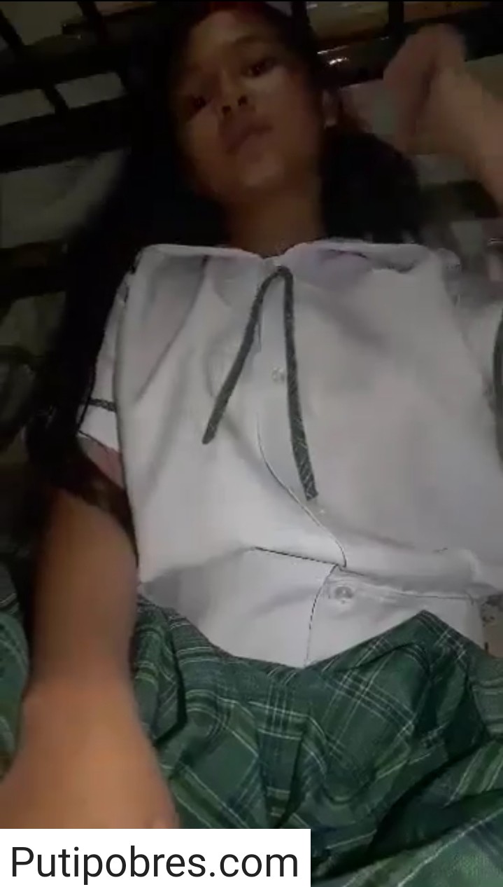 Colegiala Pendejita Se Saca Todo Y Se Masturba Un Buen Rato 1