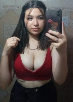 Cogiendome rico a la trolita de mi amiga 6