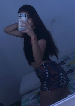 Pendejita trola de 18 años manda nudes a su novio 12